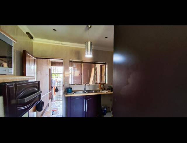 3 BEDROOM HOUSE FOR SALE IN ELSPARK